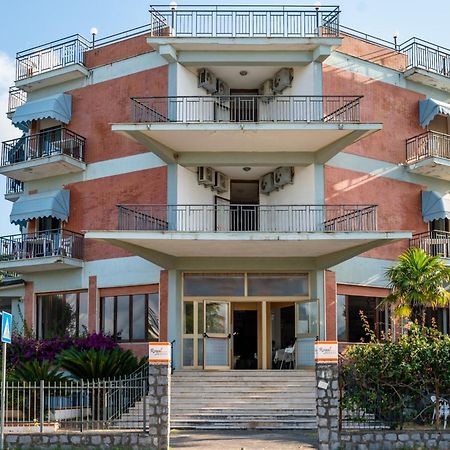 Hotel Royal Villammare Esterno foto