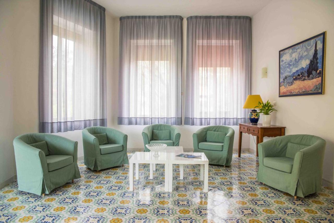 Hotel Royal Villammare Esterno foto